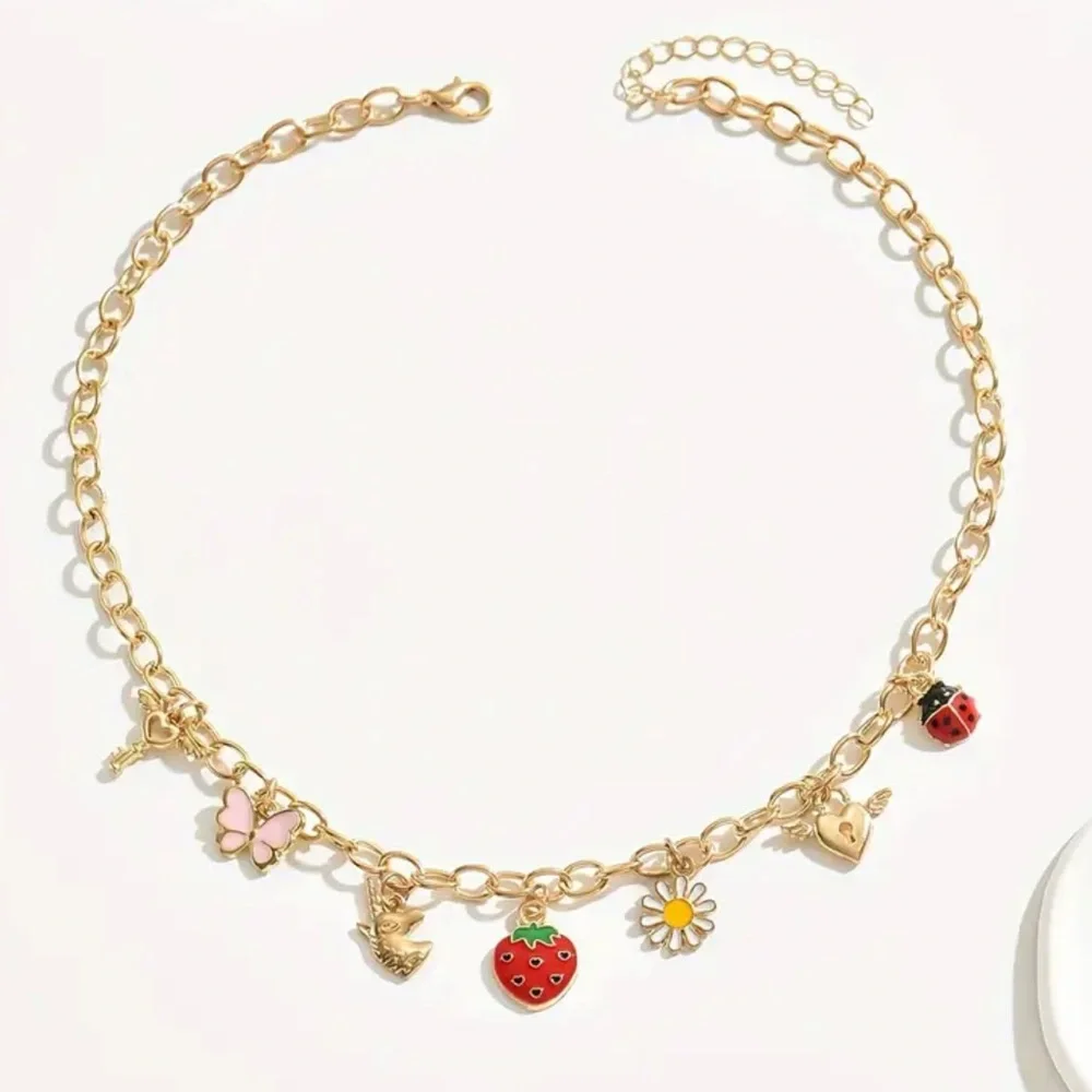 18k Gold Link Charm Necklace